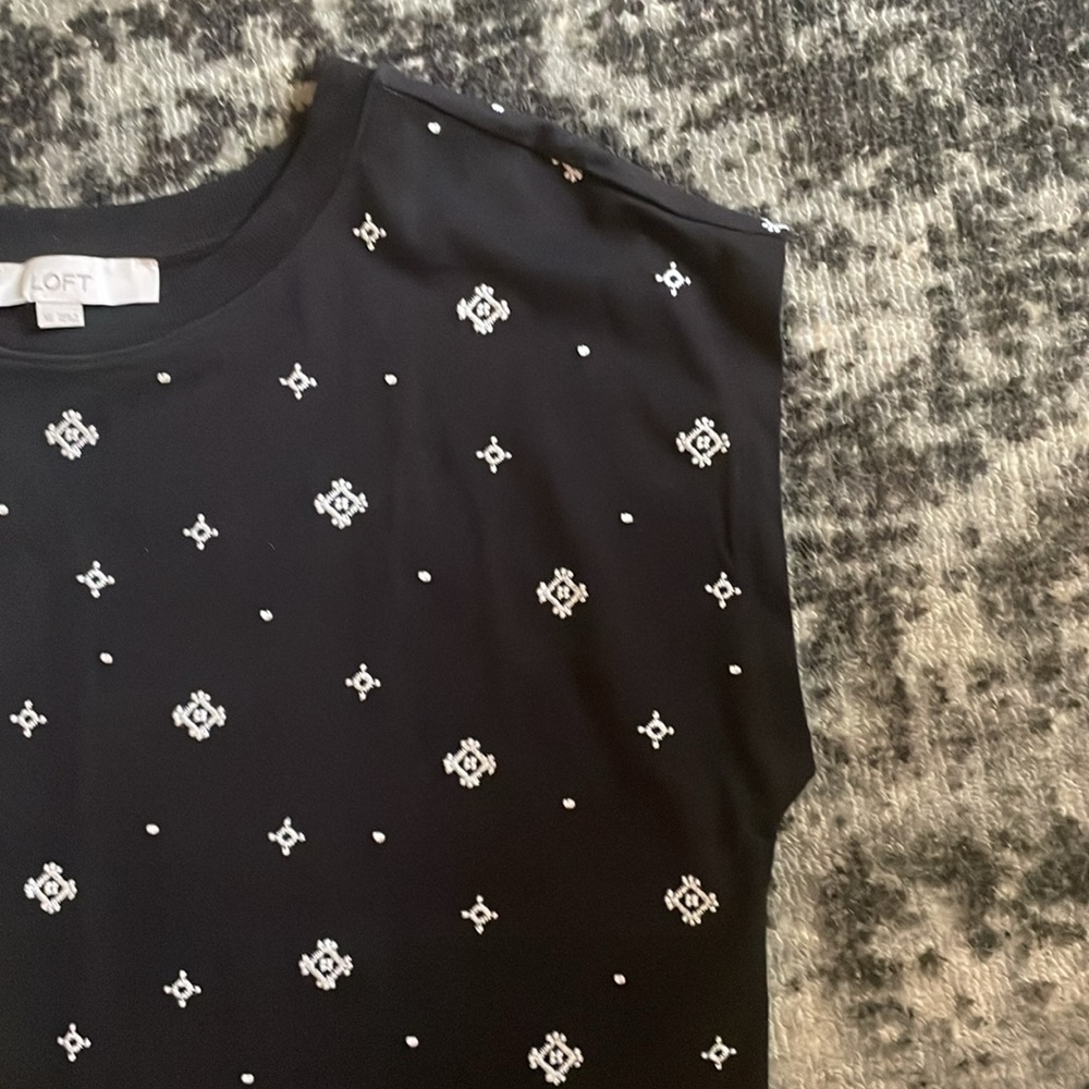 Loft Tee - Picture 3 of 3